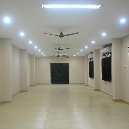 Hotel Bhammars Balangir Ngoại thất bức ảnh