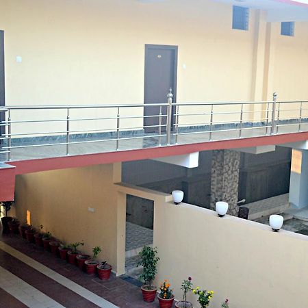 Hotel Bhammars Balangir Ngoại thất bức ảnh