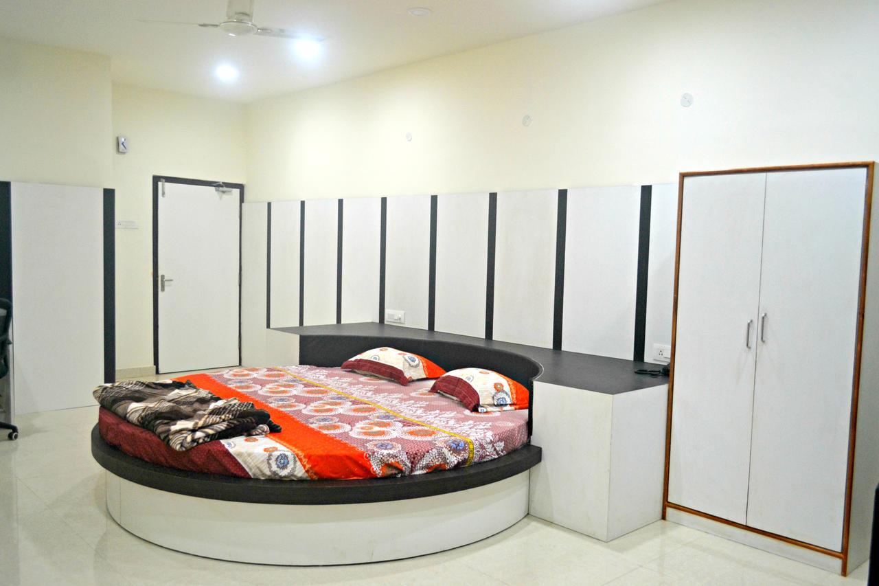 Hotel Bhammars Balangir Phòng bức ảnh