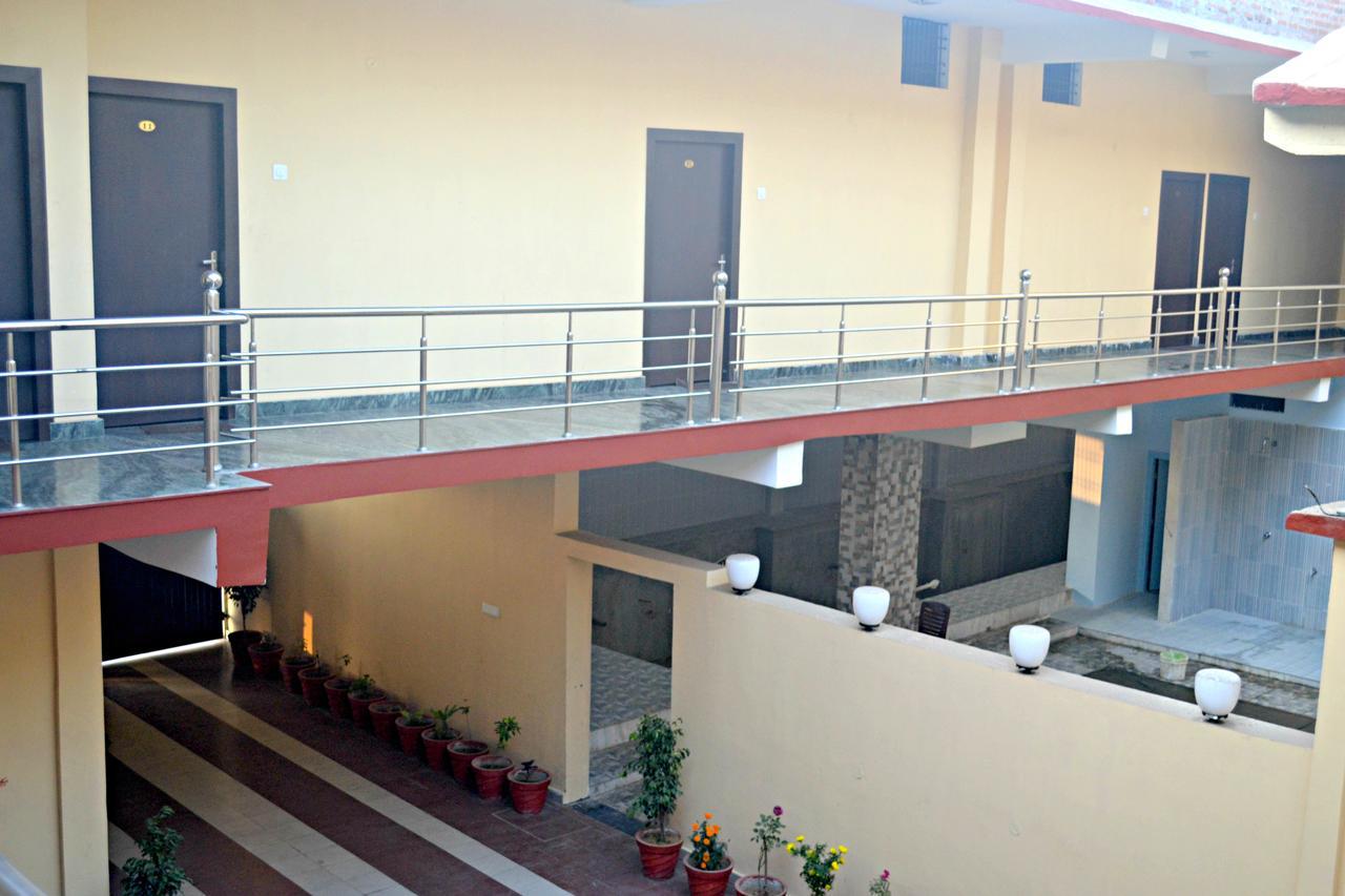 Hotel Bhammars Balangir Ngoại thất bức ảnh